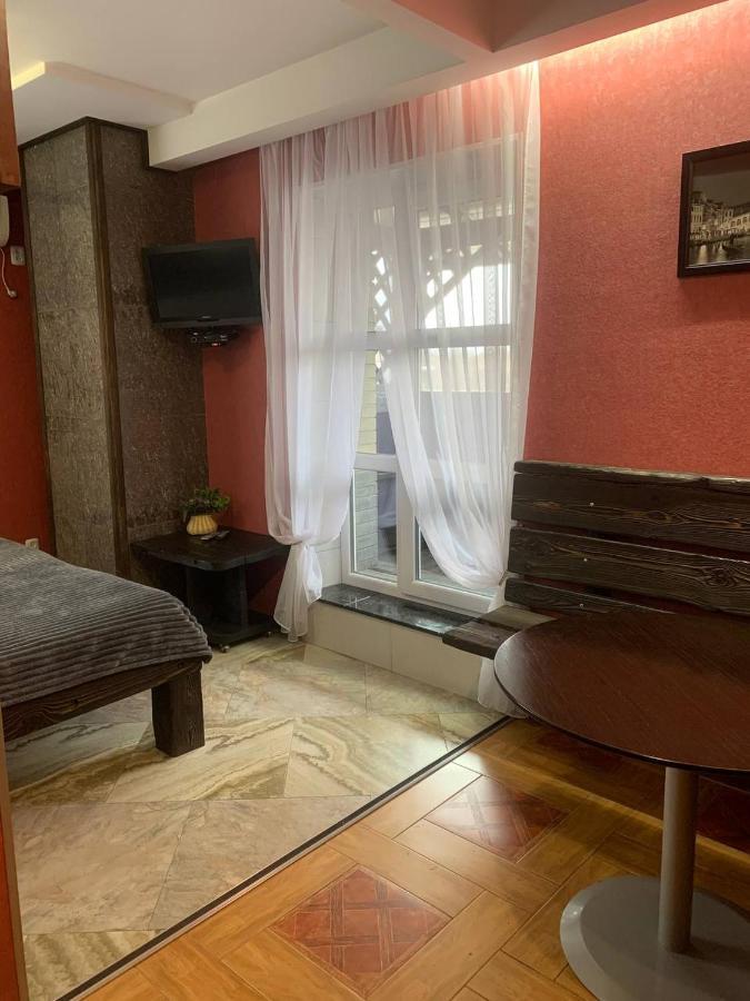 Na Bukovinskoy Guest House Harkiv Dış mekan fotoğraf