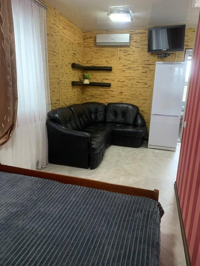 Na Bukovinskoy Guest House Harkiv Dış mekan fotoğraf