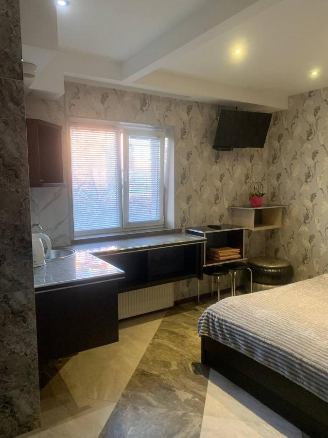 Na Bukovinskoy Guest House Harkiv Dış mekan fotoğraf